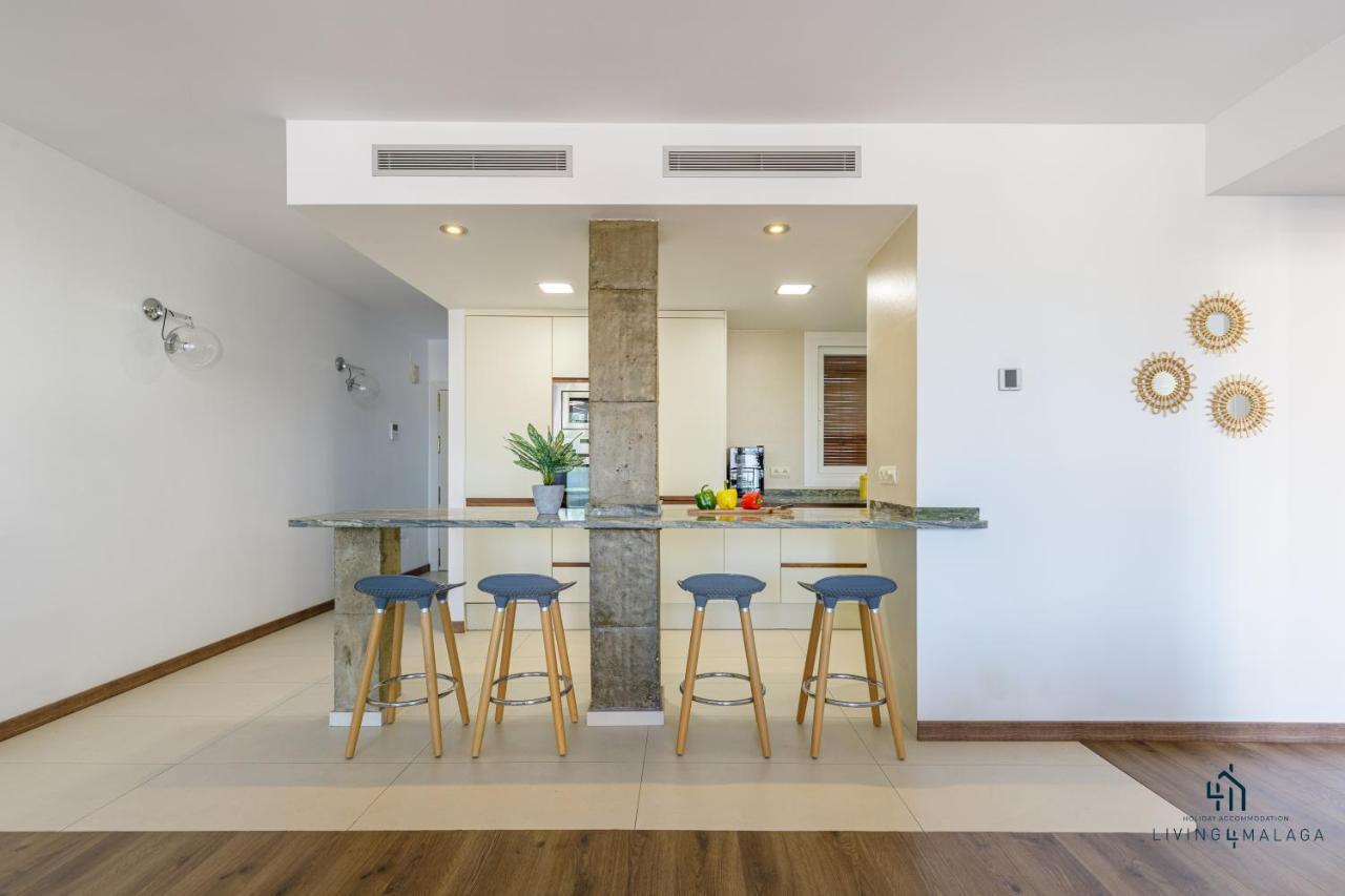 Living4Malaga Theatre Square Terrace Apartment Bagian luar foto